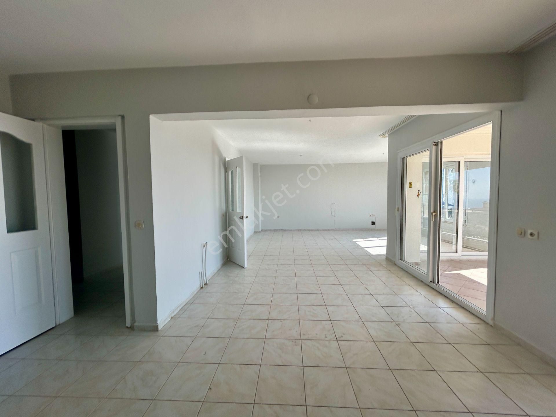 Kuşadası Ege Mahallesinde Deniz Manzaralı 3+1 Daire - Görsel 19