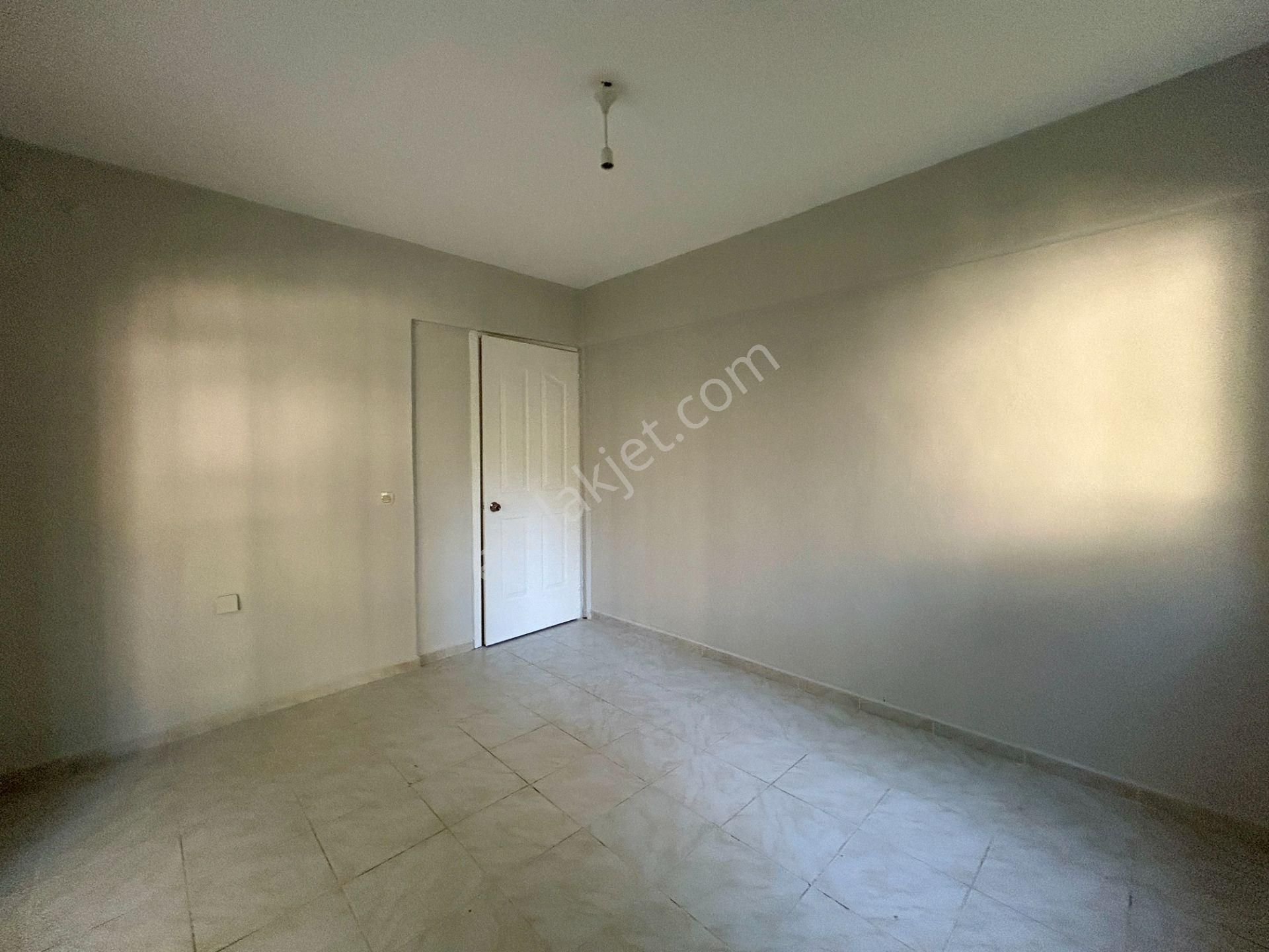 Kuşadası Ege Mahallesinde Deniz Manzaralı 3+1 Daire - Görsel 8