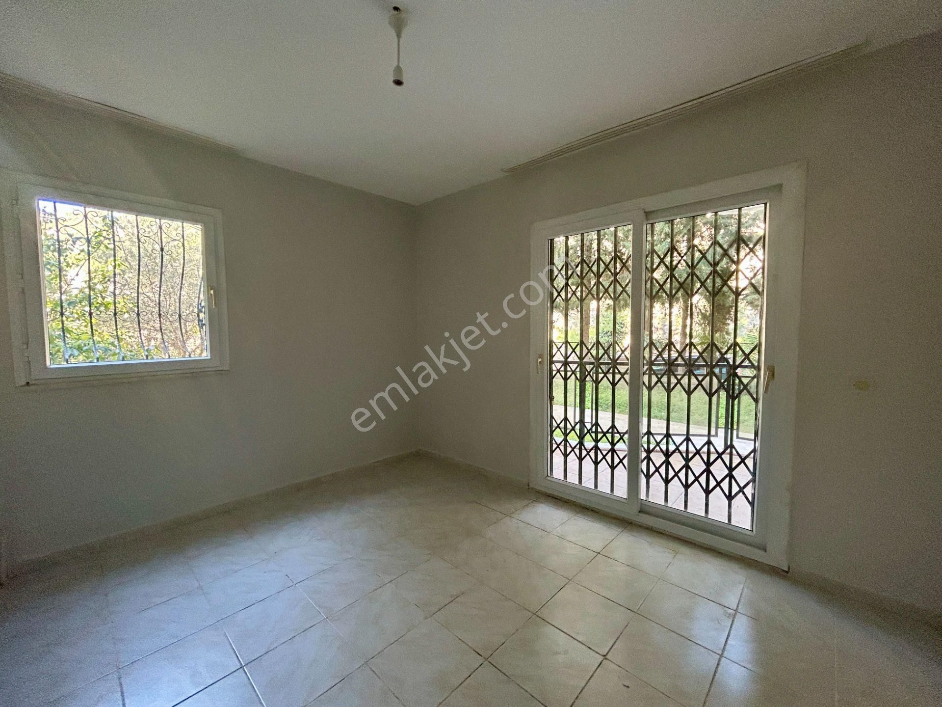 Kuşadası Ege Mahallesinde Deniz Manzaralı 3+1 Daire - Görsel 5