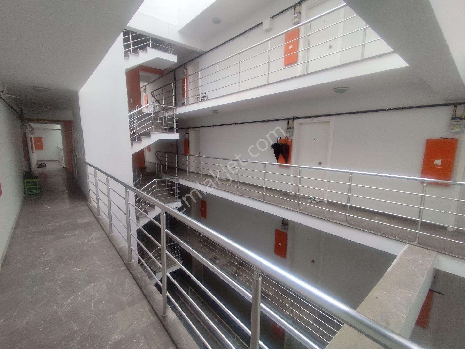 Balıkesir Adliye Yanı Eşyalı 1+1 Arakat - Görsel 6