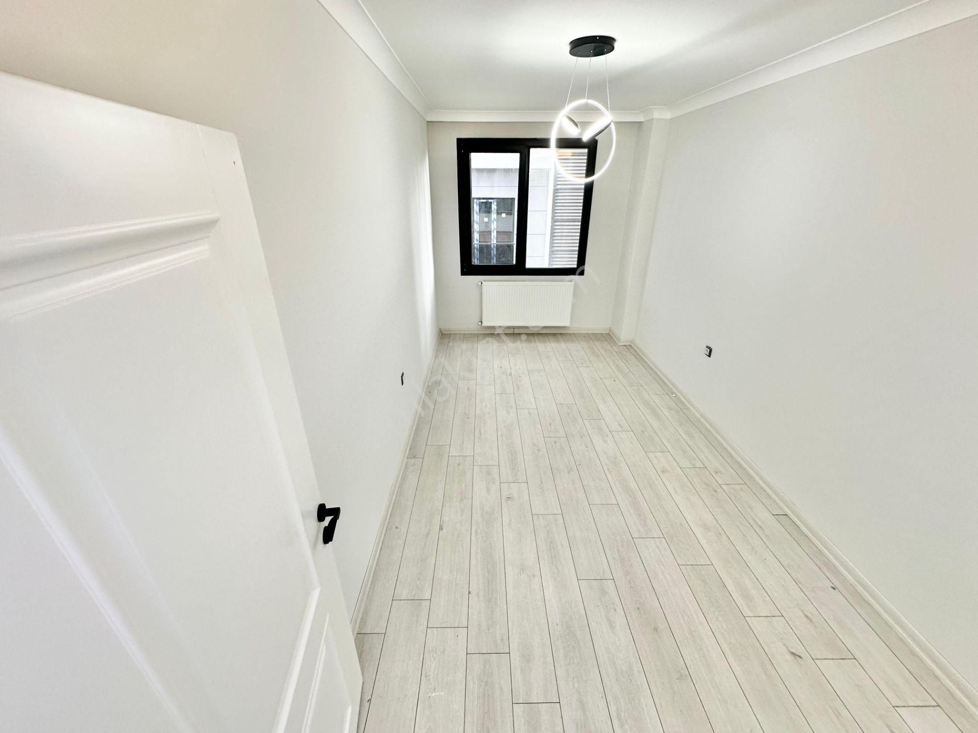 ꧁ay Emlaktan꧂akçay'da Muhteşem Konumlu Kombili Kapalı Balkon Satılık 1+1 Lüx Daire - Görsel 20