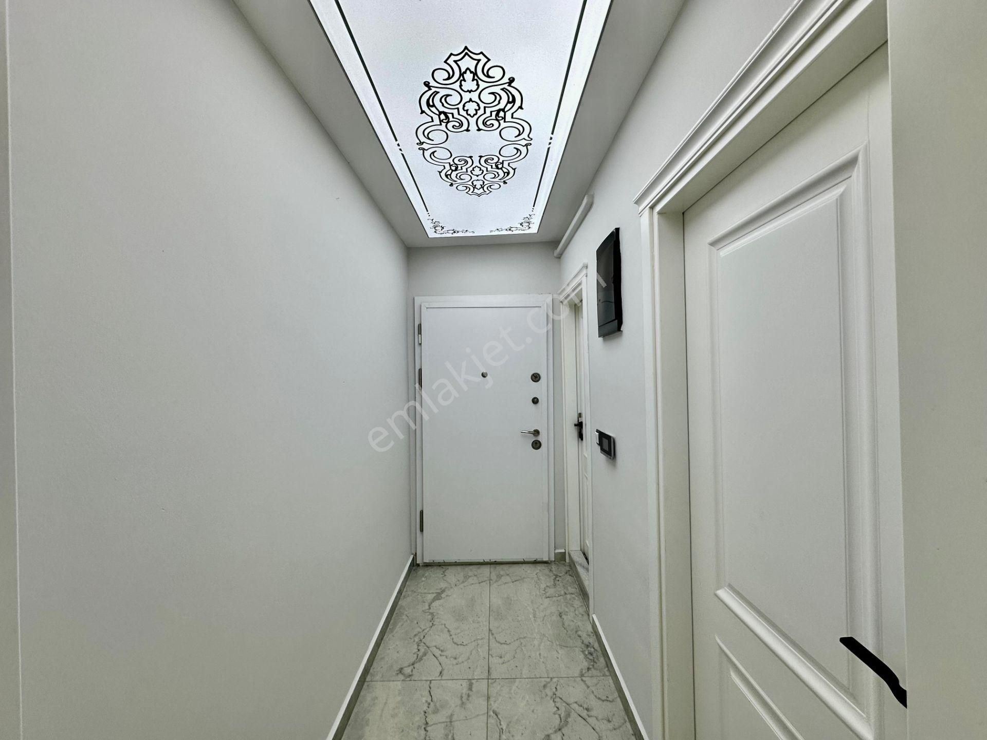 ꧁ay Emlaktan꧂akçay'da Muhteşem Konumlu Kombili Kapalı Balkon Satılık 1+1 Lüx Daire - Görsel 27