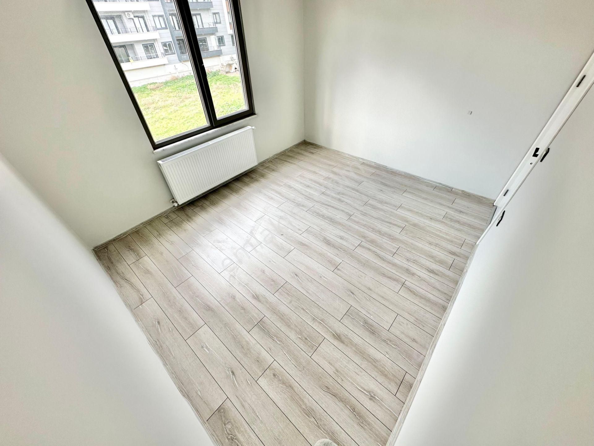 ꧁ay Emlaktan꧂akçay'da Kapalı Otoparklı Kombili Denize Yakın Asansörlü Satılık 2+1 Daire - Görsel 15