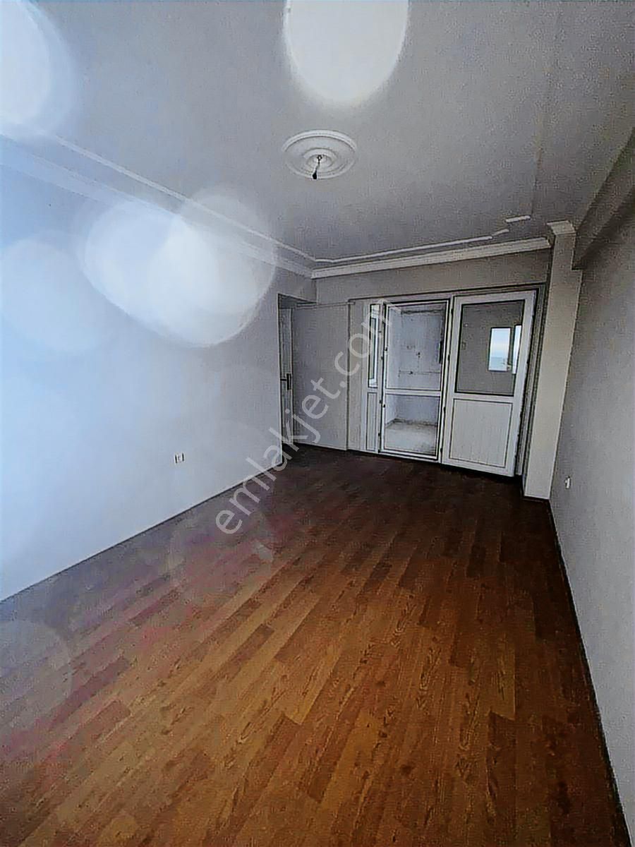 Egekent 2 Yol Üzeri Site İçerisinde 3+1 Kiralık Daire