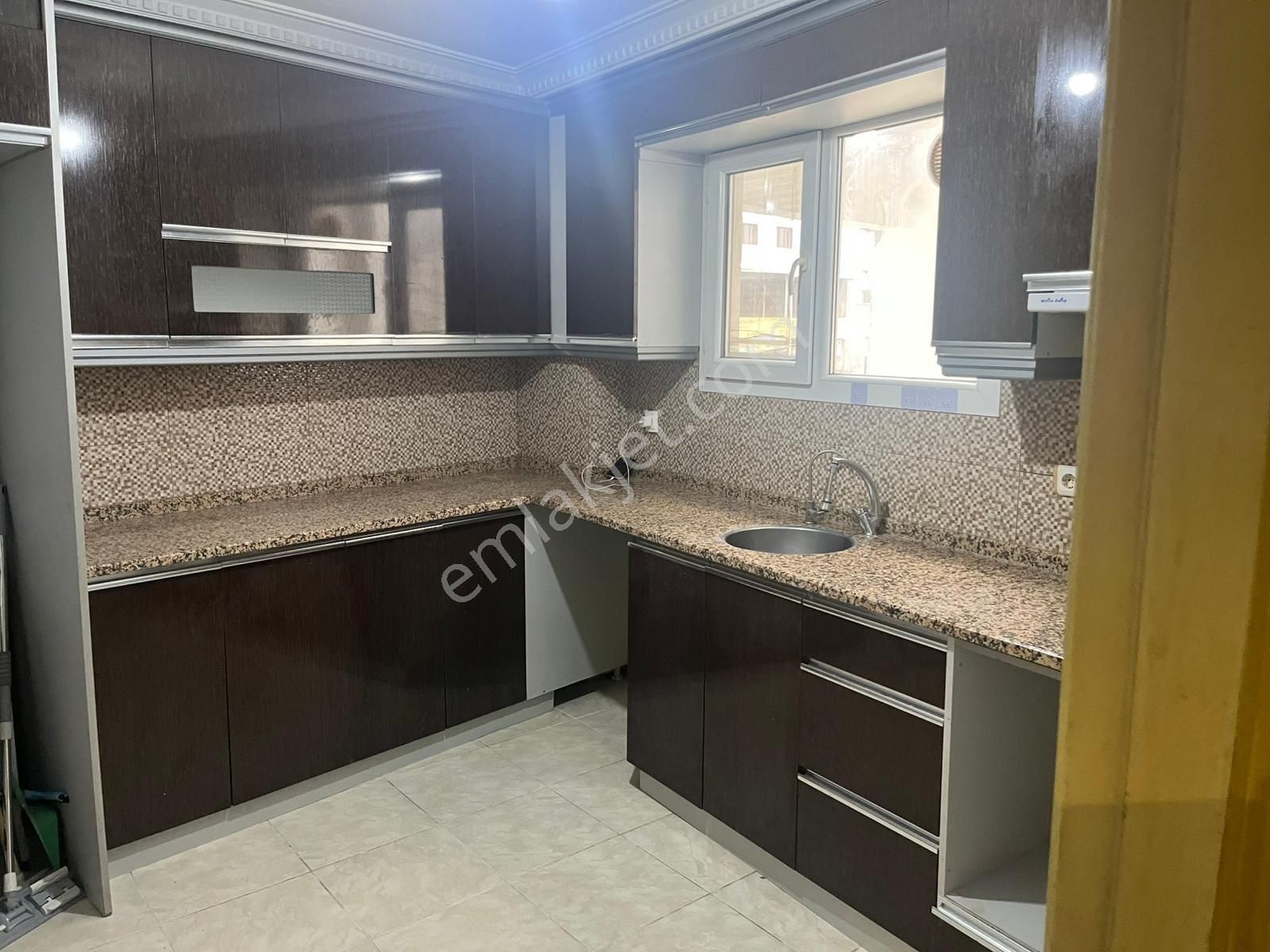 Merkezi Konumda 3+1 Geniş Daire - Görsel 2