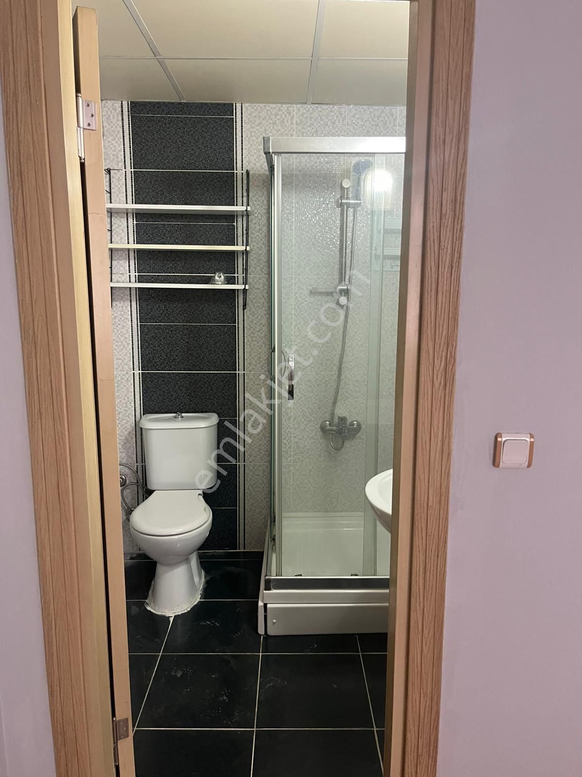 Merkezi Konumda 3+1 Geniş Daire - Görsel 12