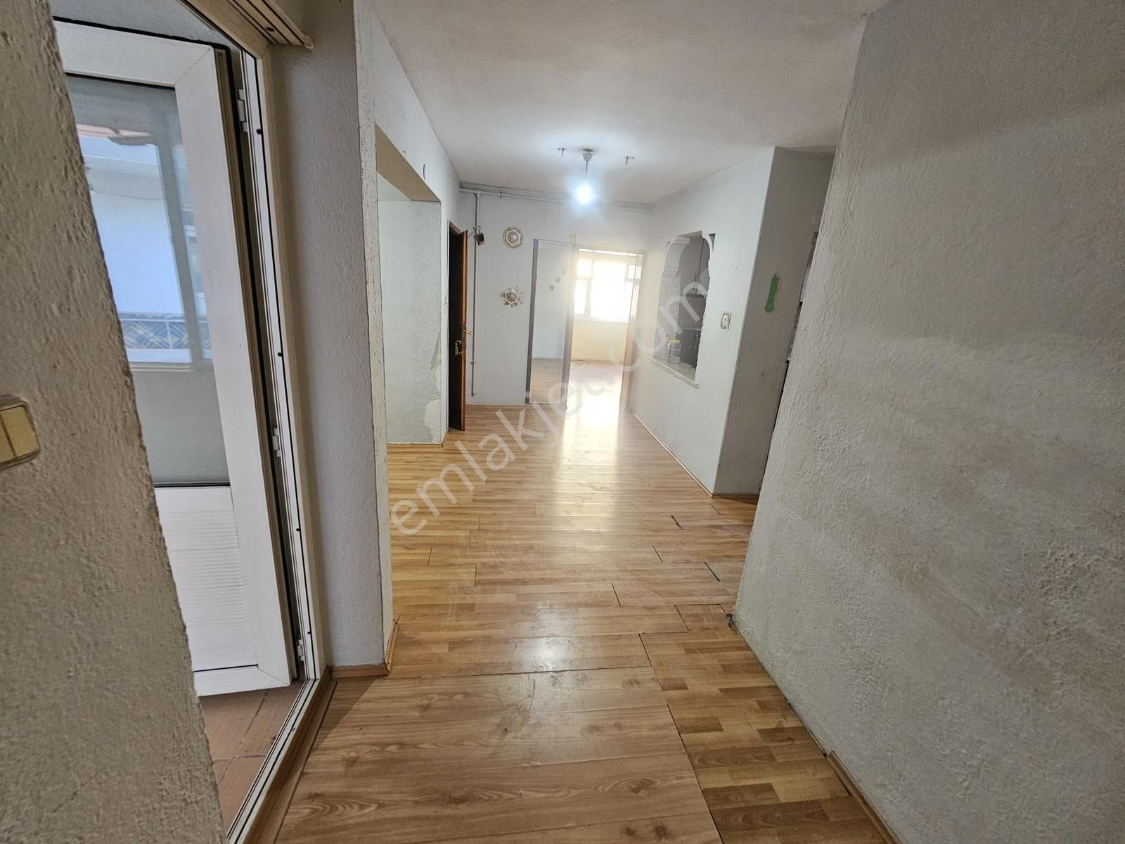 İhsaniye Metro Durağına 5 Dk.mesafede Ara Kat Kiralık 2+1 Daire - Görsel 9