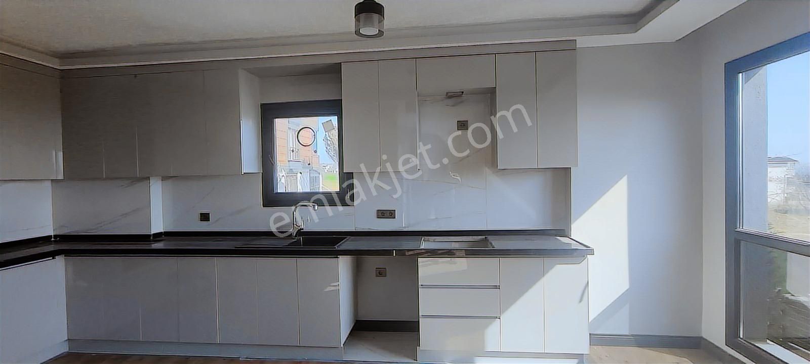 Çeşmelide Deniz Manzaralı Lüx Villa - Görsel 29