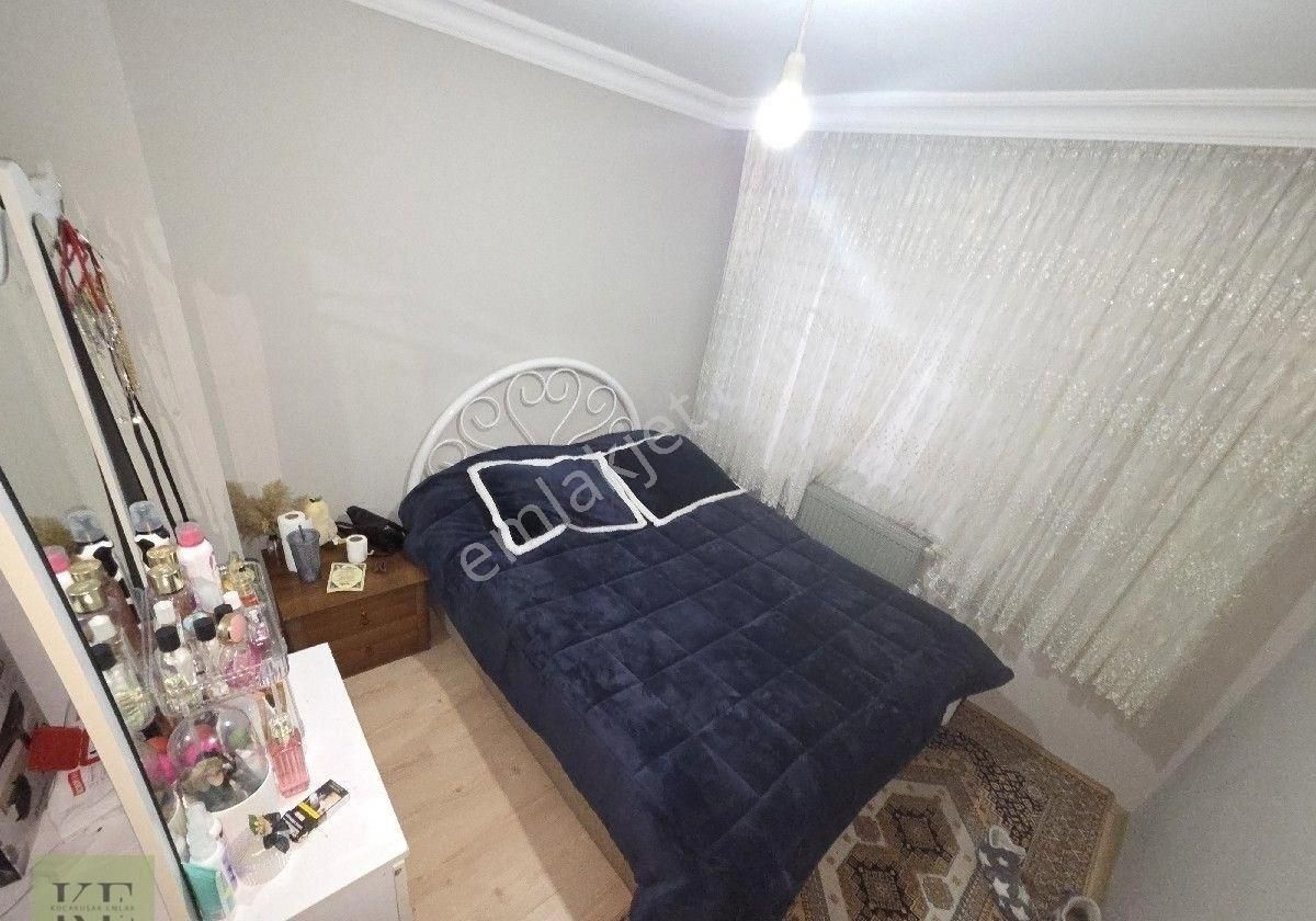 Ankara Sincan Mareşalda 3+1 2004 Yapım Bağımsız Salon Acil Satılık Daire - Görsel 13