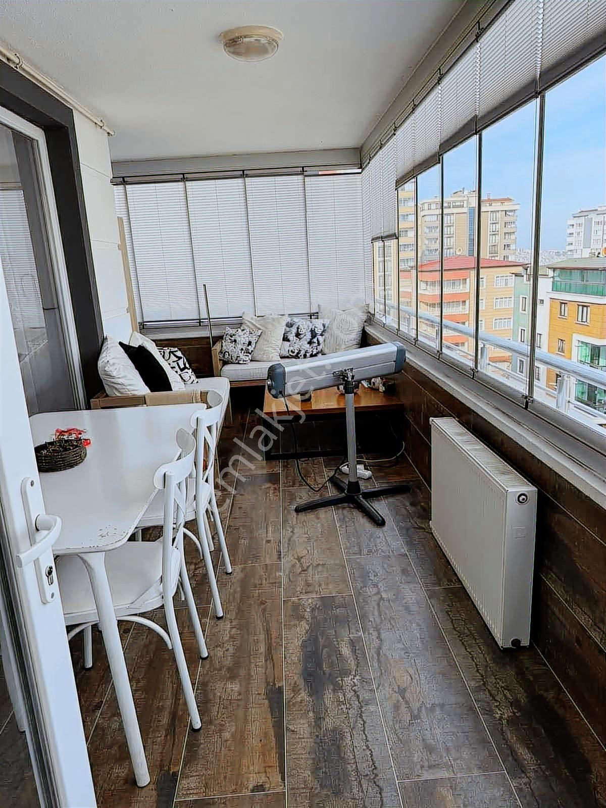 Acil Satılık Hasköyde Deniz Manzaralı Fırsat 3+1 Daire - Görsel 20