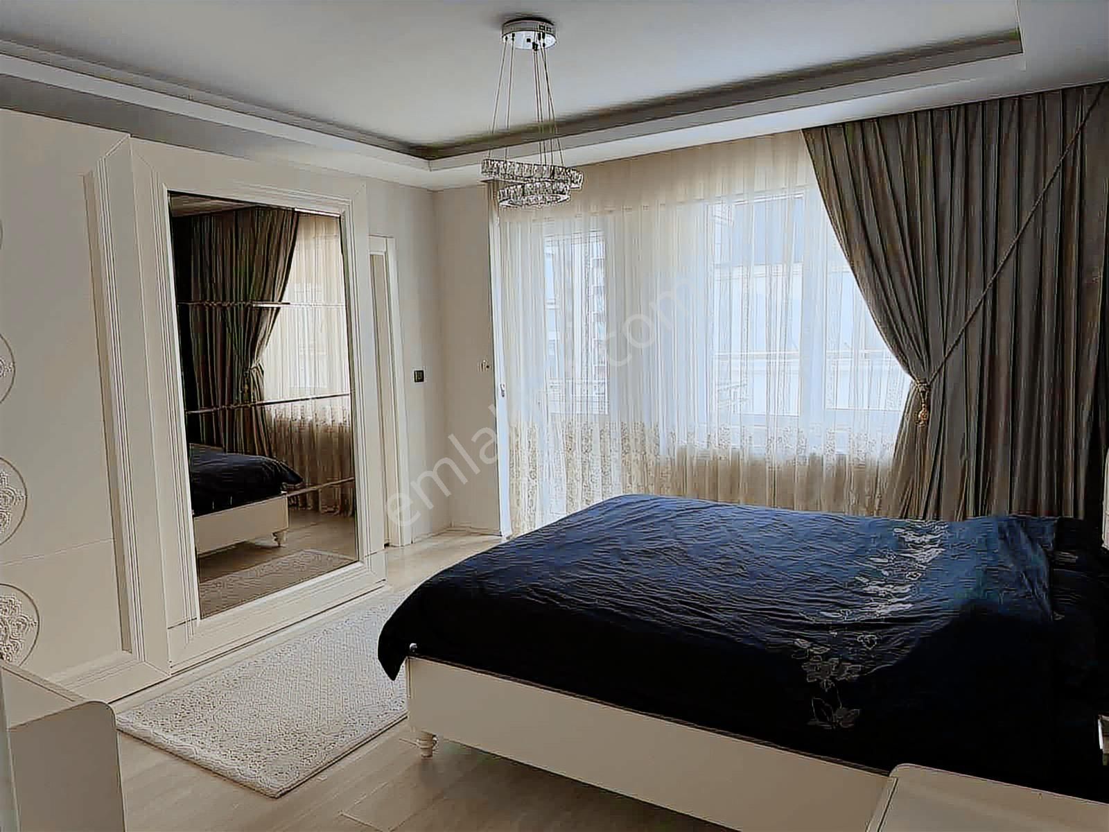 Acil Satılık Hasköyde Deniz Manzaralı Fırsat 3+1 Daire - Görsel 4