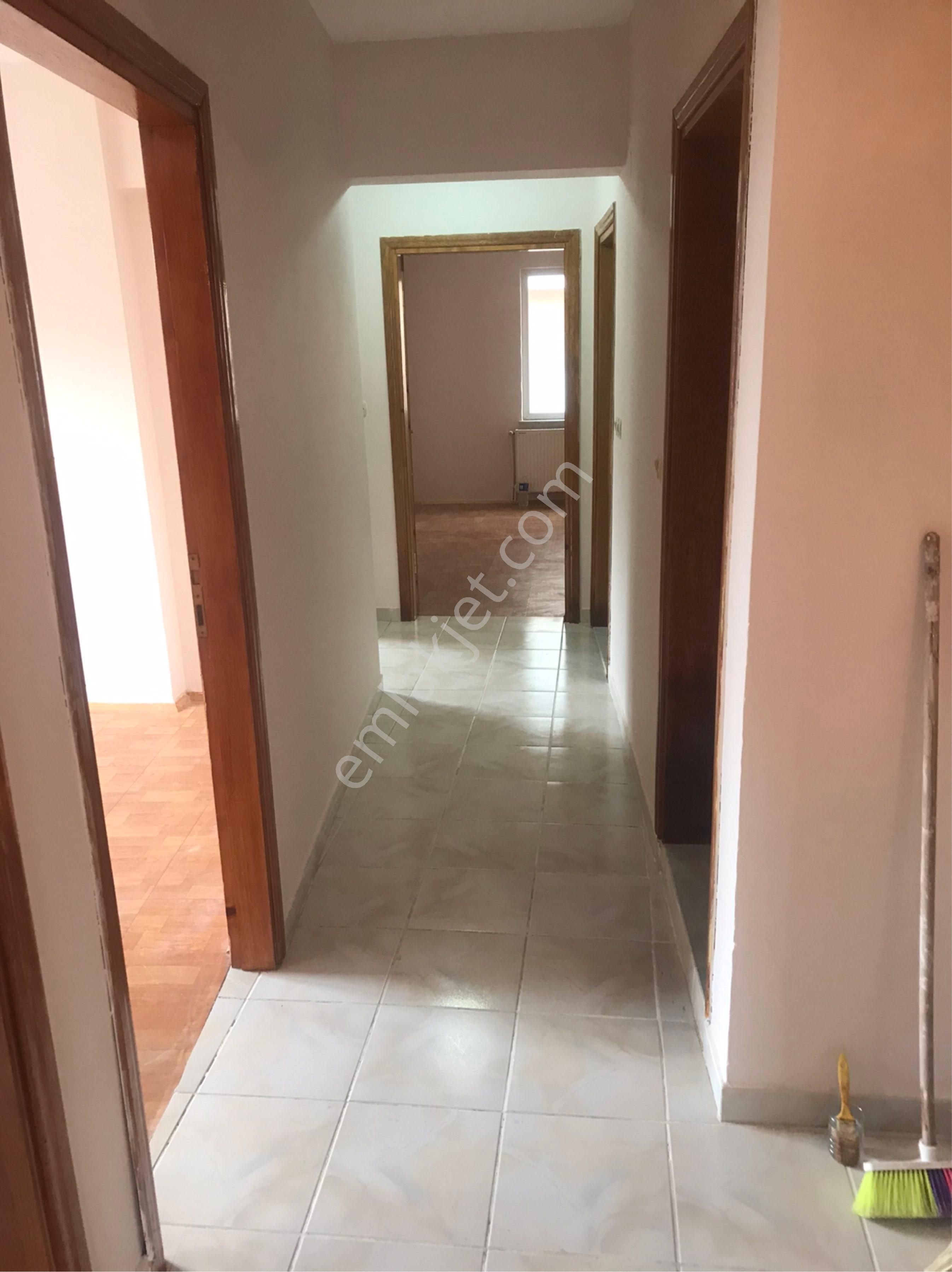 Çakmak-çamlıkta Kiralık 3+1 Kralık Daire - Görsel 3