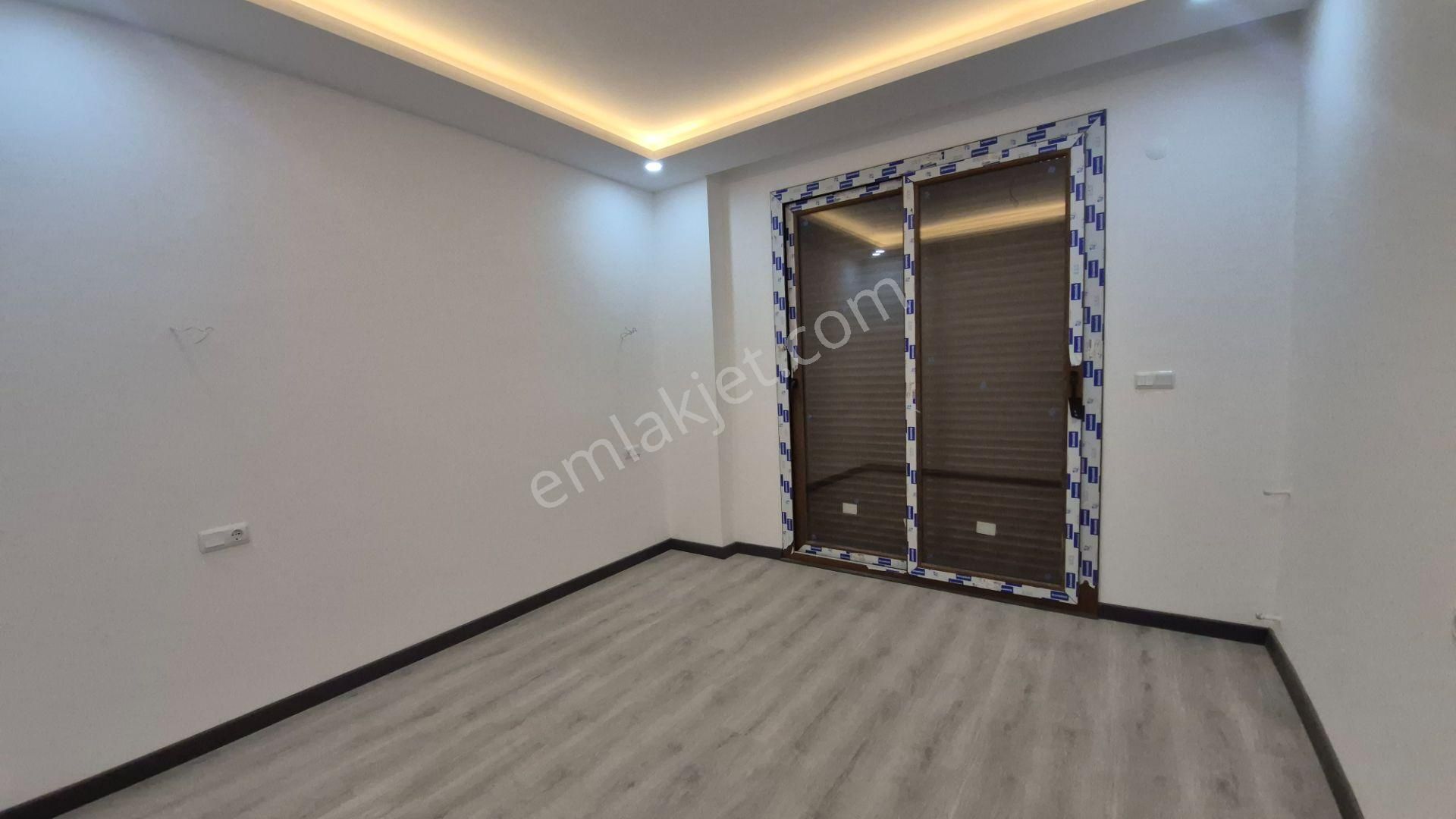 Didim Merkezde 4+1 Üç Katlı Sıfır Satılık Villa - Görsel 14