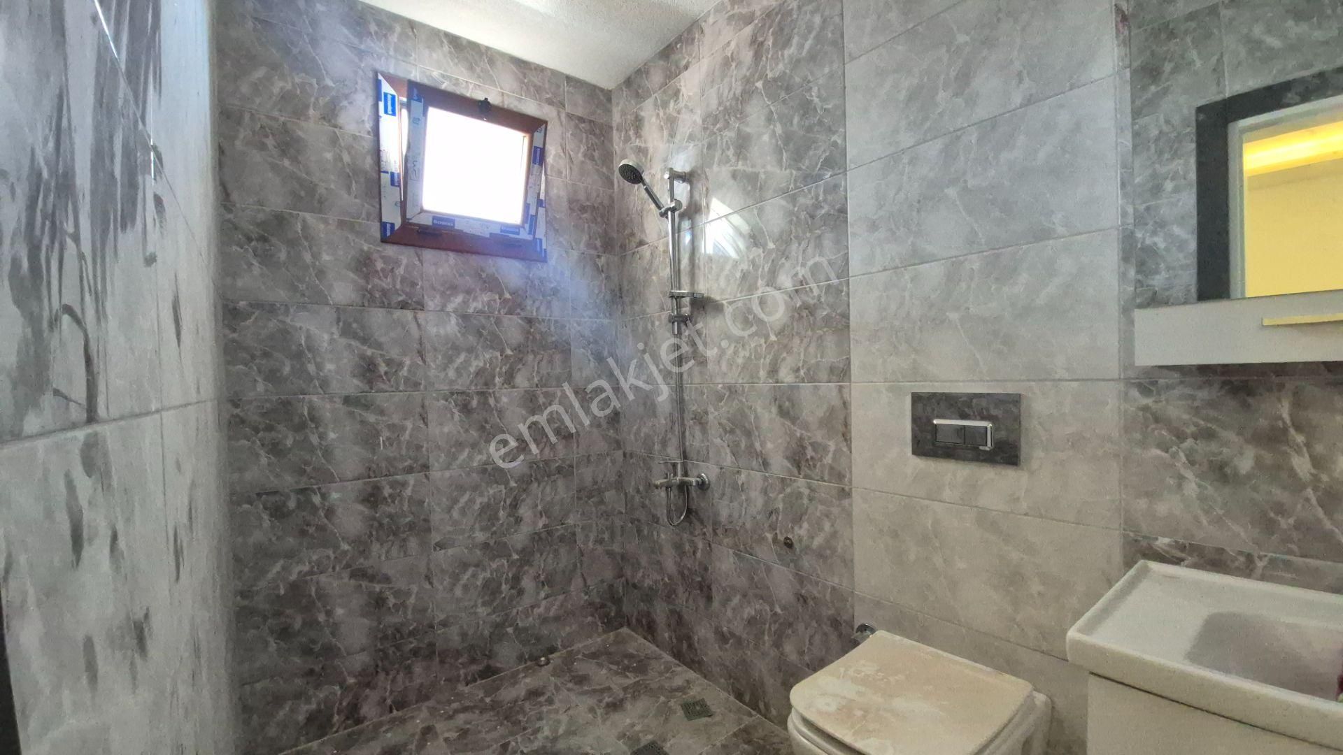 Didim Merkezde 4+1 Üç Katlı Sıfır Satılık Villa - Görsel 15