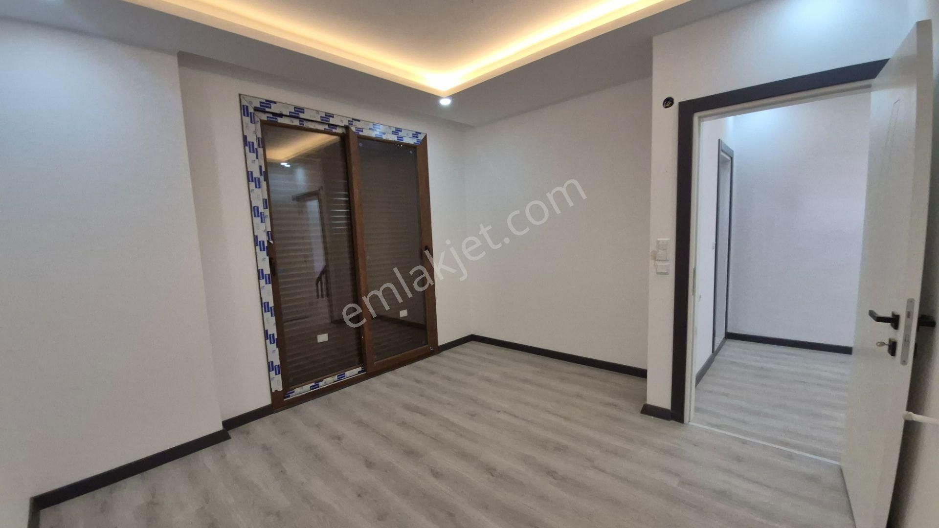 Didim Merkezde 4+1 Üç Katlı Sıfır Satılık Villa - Görsel 23