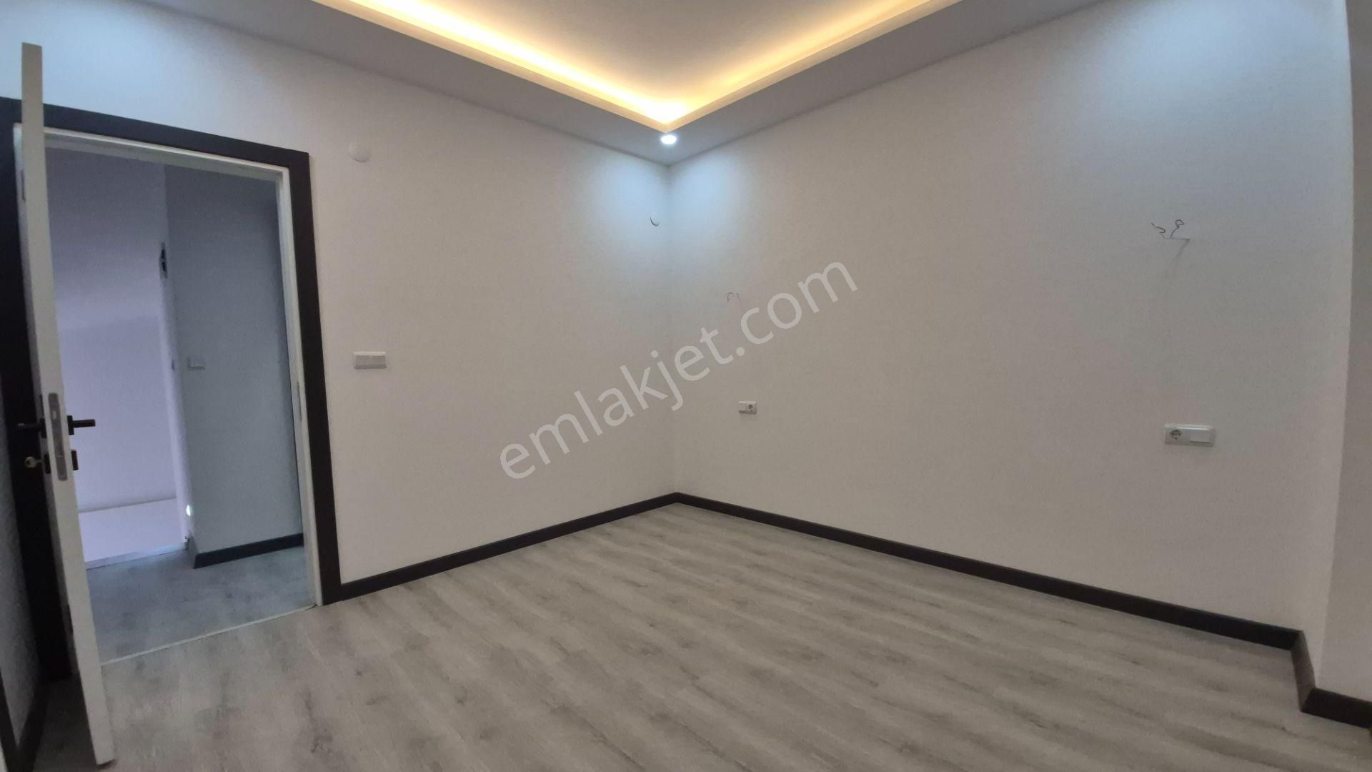 Didim Merkezde 4+1 Üç Katlı Sıfır Satılık Villa - Görsel 16