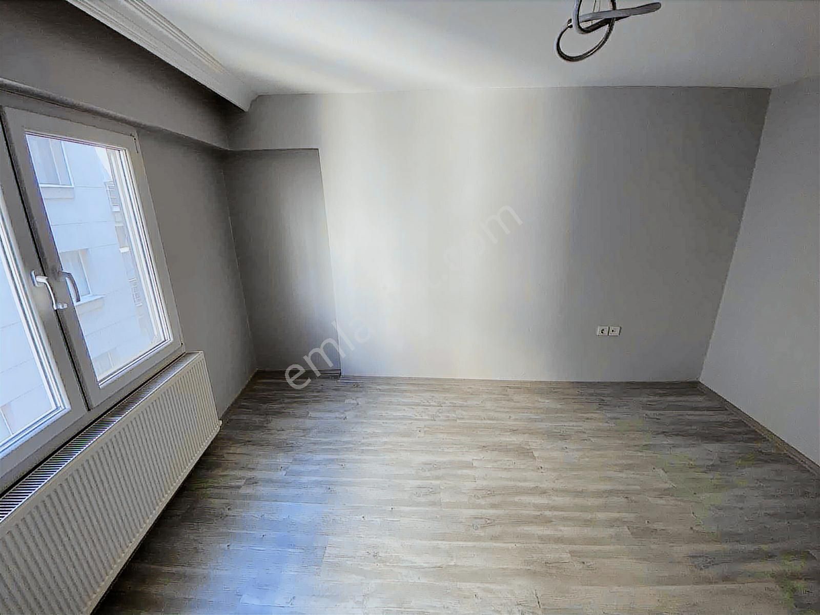 Yeşilyurt 3+1 Arakat Asansör Otopark Çift Balkon Geniş Metrajlı - Görsel 14