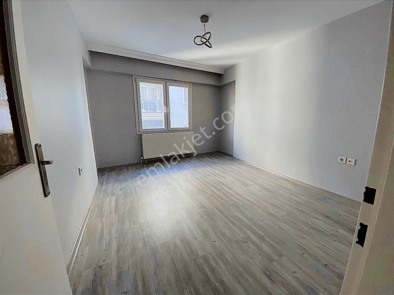 Yeşilyurt 3+1 Arakat Asansör Otopark Çift Balkon Geniş Metrajlı - Görsel 15