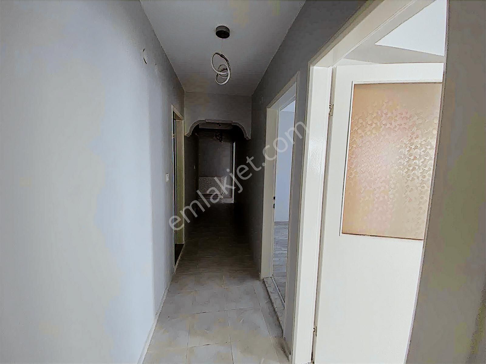 Yeşilyurt 3+1 Arakat Asansör Otopark Çift Balkon Geniş Metrajlı - Görsel 27