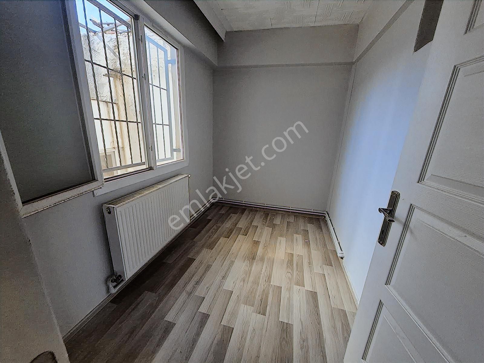 Polat Caddesi 3+1 Doğalgazlı K.mutfak 3 Balkon - Görsel 11