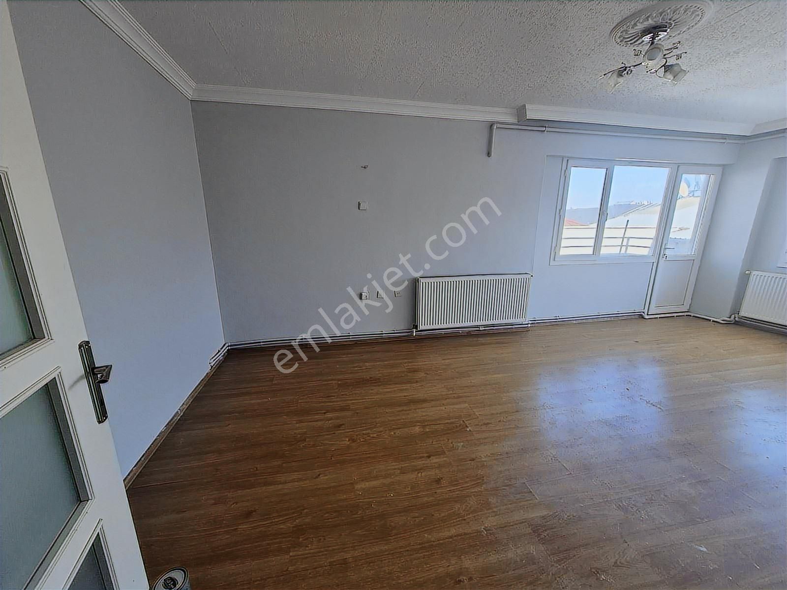 Polat Caddesi 3+1 Doğalgazlı K.mutfak 3 Balkon - Görsel 9