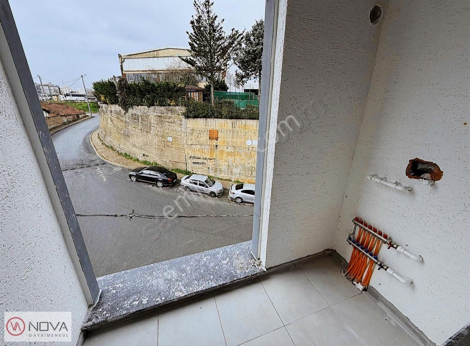 Sancaktepede Satılık 2+1 Kapalı Otopark Yerden Isıt. 90 Metre - Görsel 12