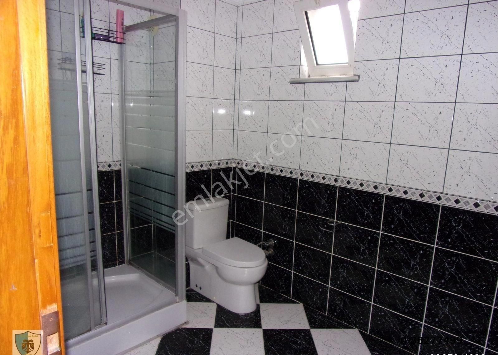 Tarabya Sevgi Sitesinde 3+1 145 Metrekare Çok Bakımlı Kiralık Daire - Görsel 9