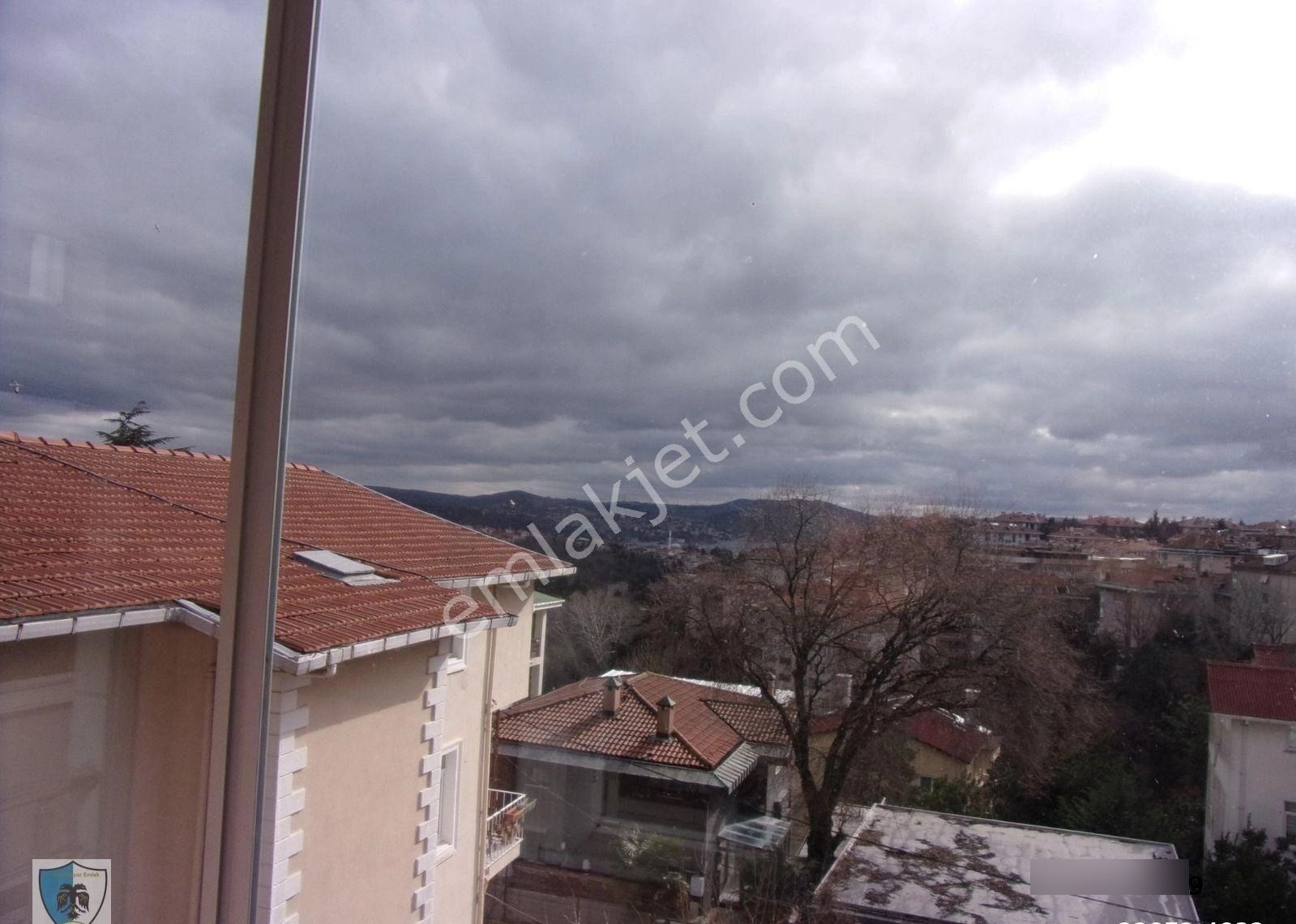 Tarabya Sevgi Sitesinde 3+1 145 Metrekare Çok Bakımlı Kiralık Daire - Görsel 13