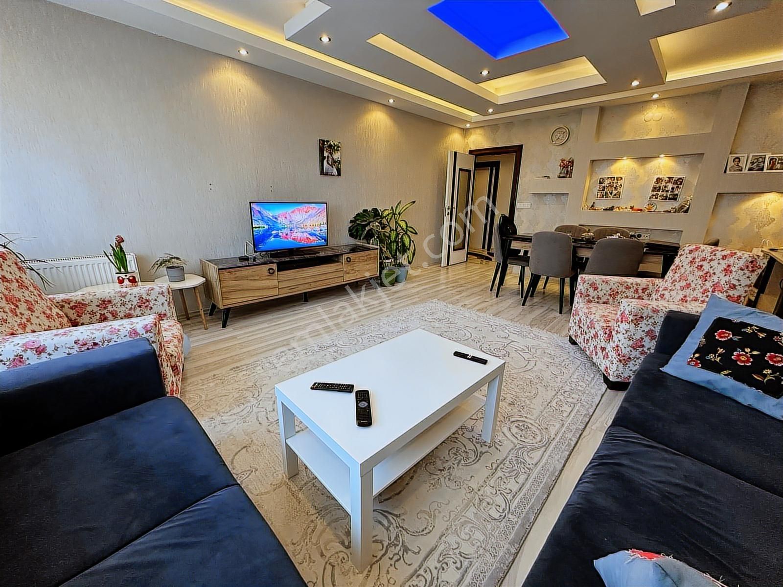 Ahi Mesut Mah Satılık 4+1 Geniş Daire Muhteşem Konum - Görsel 9