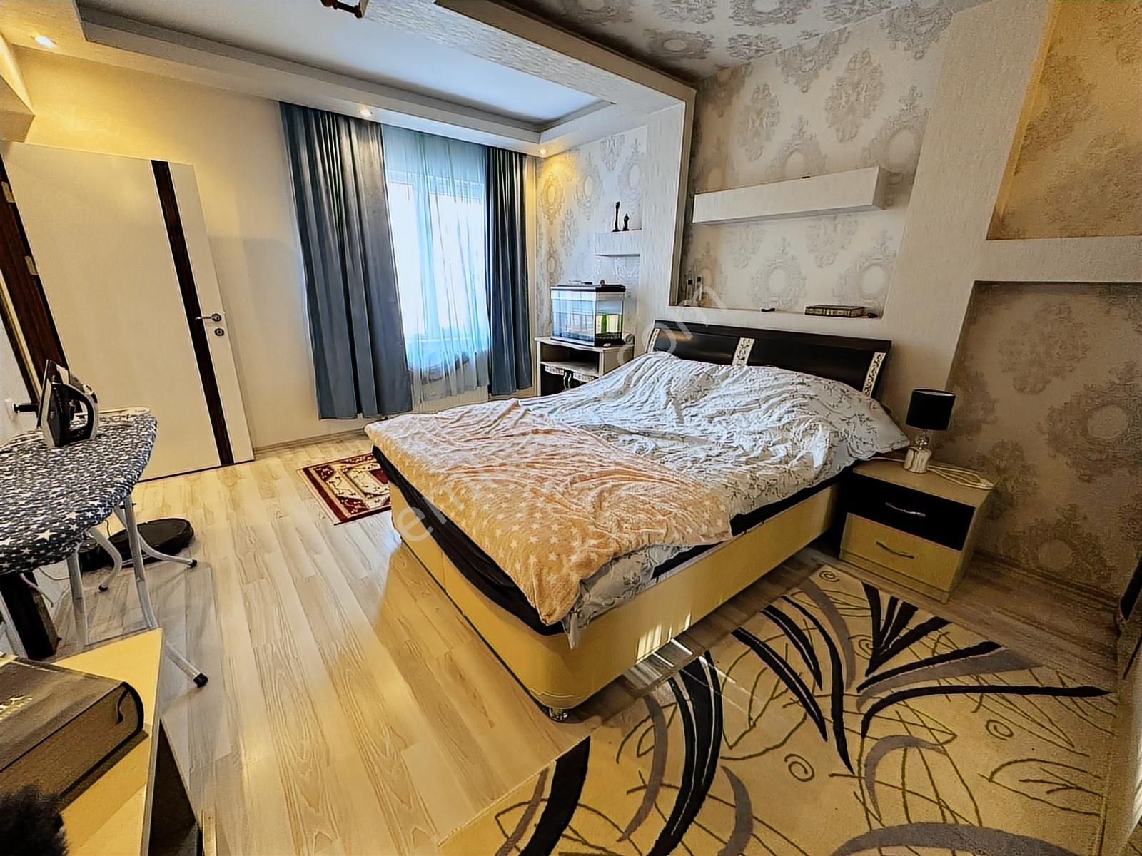 Ahi Mesut Mah Satılık 4+1 Geniş Daire Muhteşem Konum - Görsel 10