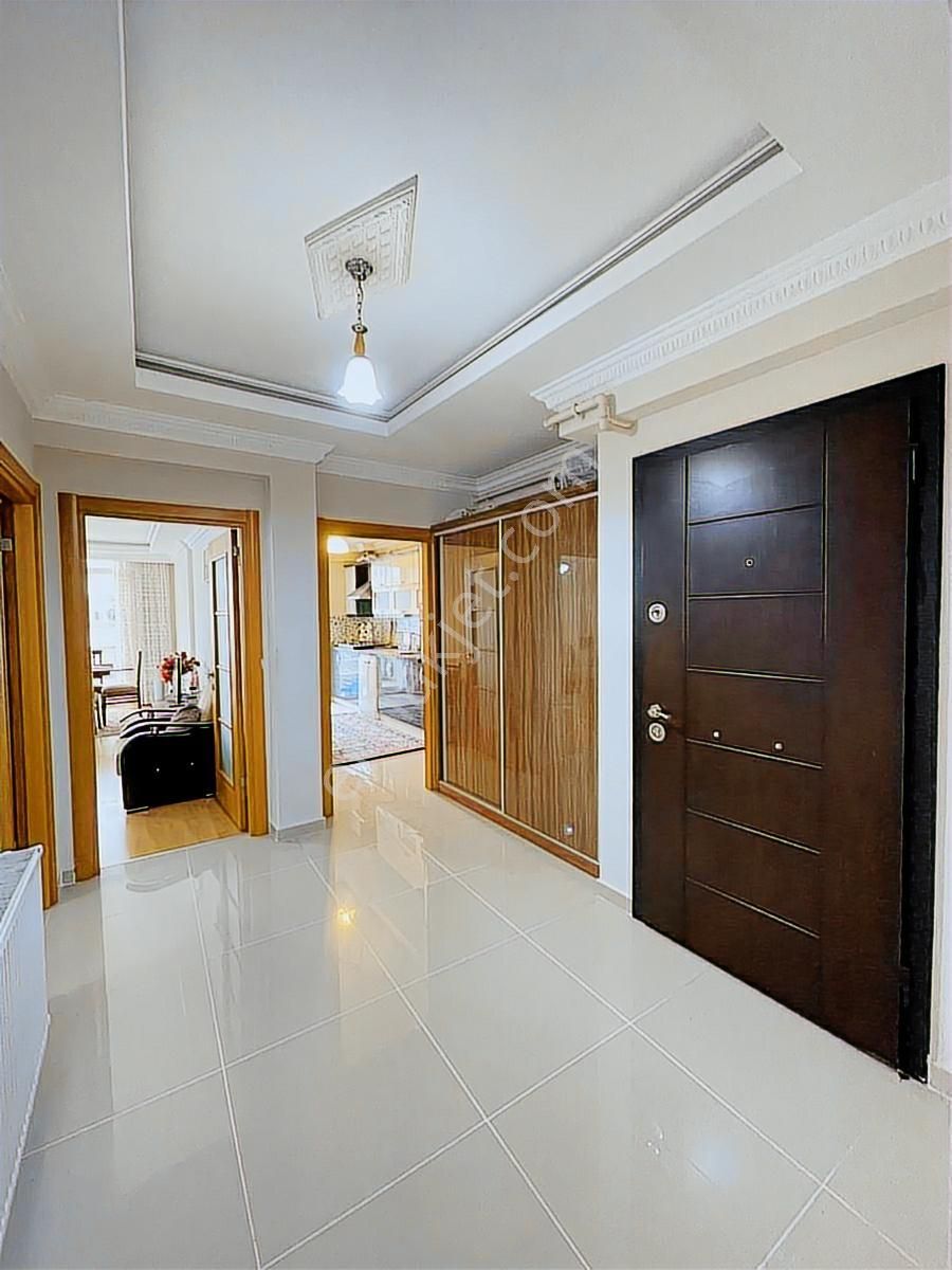 Denizevleri Tramwaya Komşu Satılık Geniş 3+1