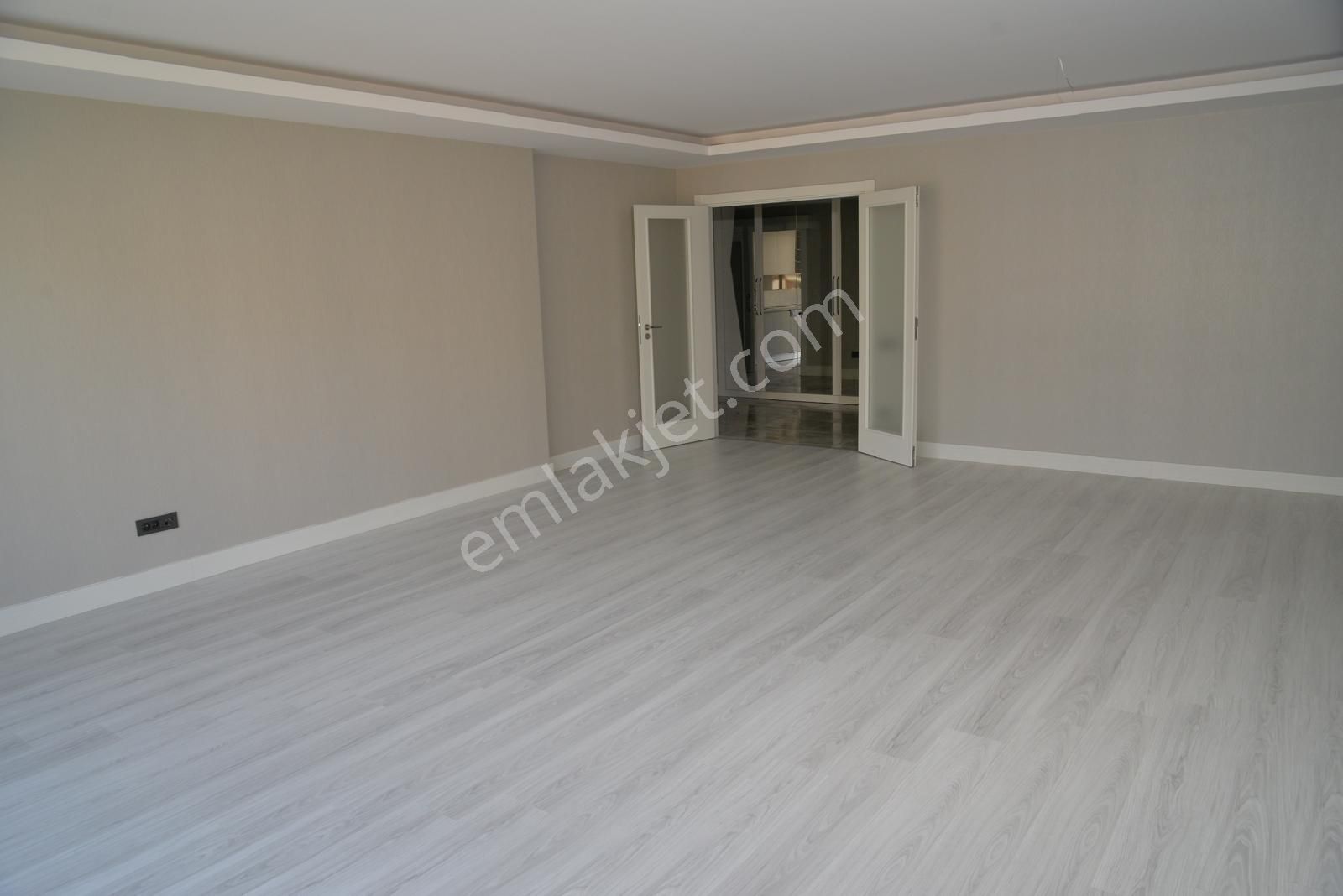 İstanbul Beylikdüzü Kalekent Sitesi'nde Satılık 4+1 Lüks Daire - Görsel 13