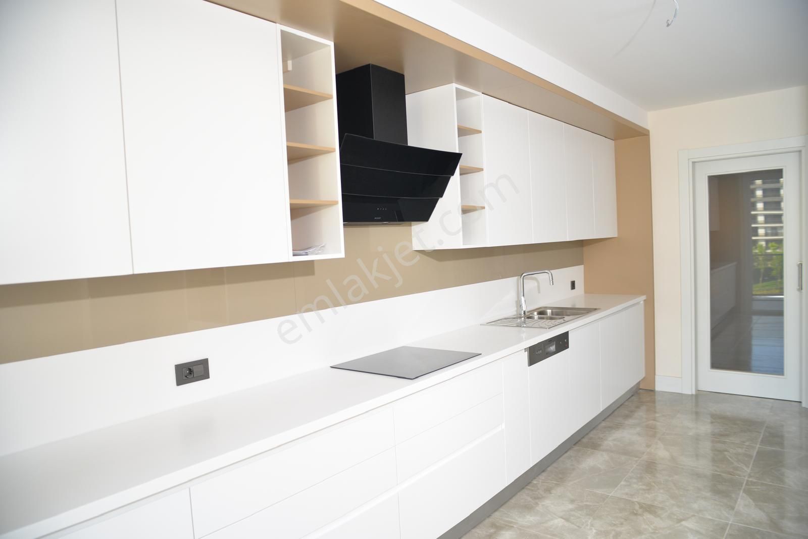 İstanbul Beylikdüzü Kalekent Sitesi'nde Satılık 4+1 Lüks Daire - Görsel 7