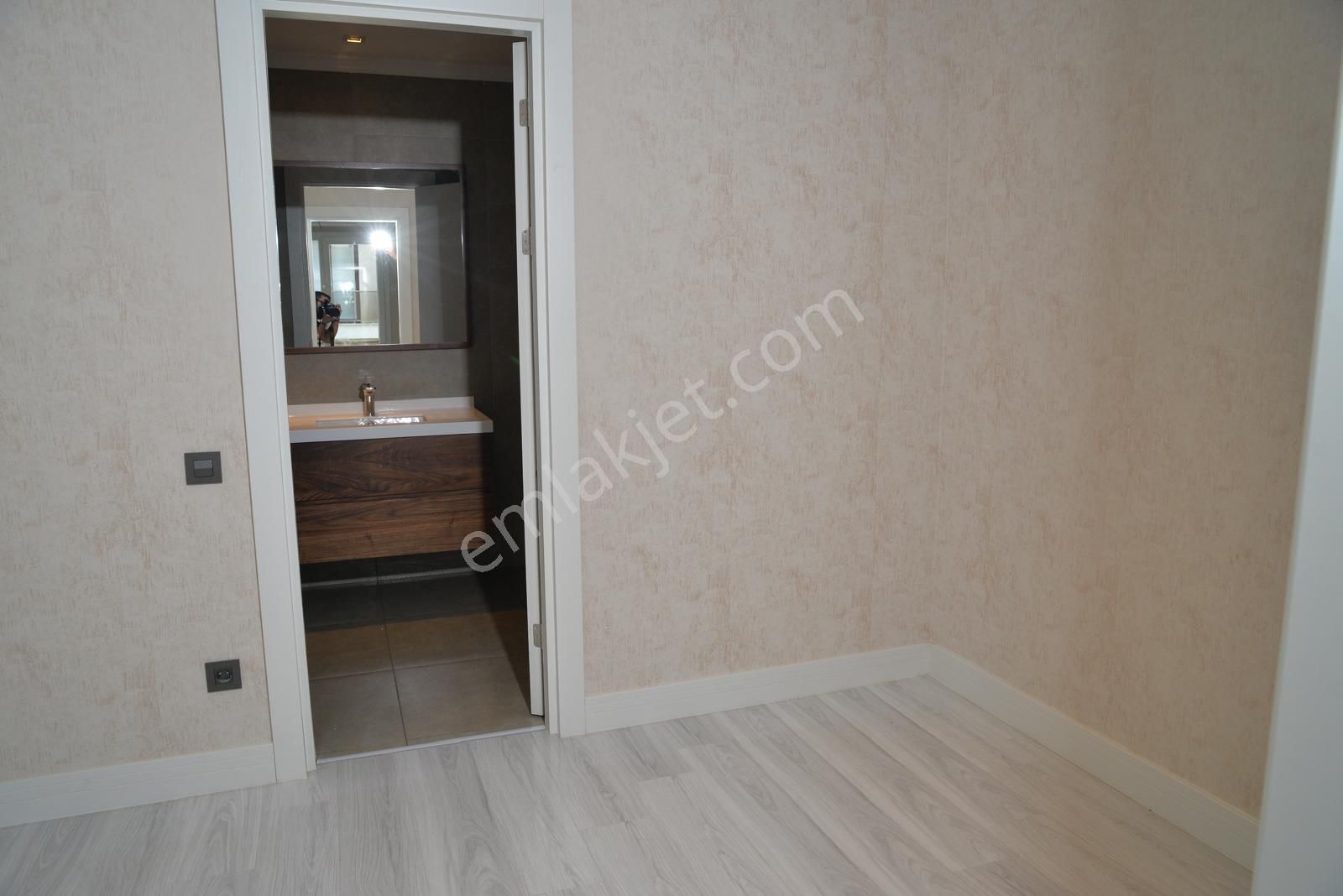 İstanbul Beylikdüzü Kalekent Sitesi'nde Satılık 4+1 Lüks Daire - Görsel 15