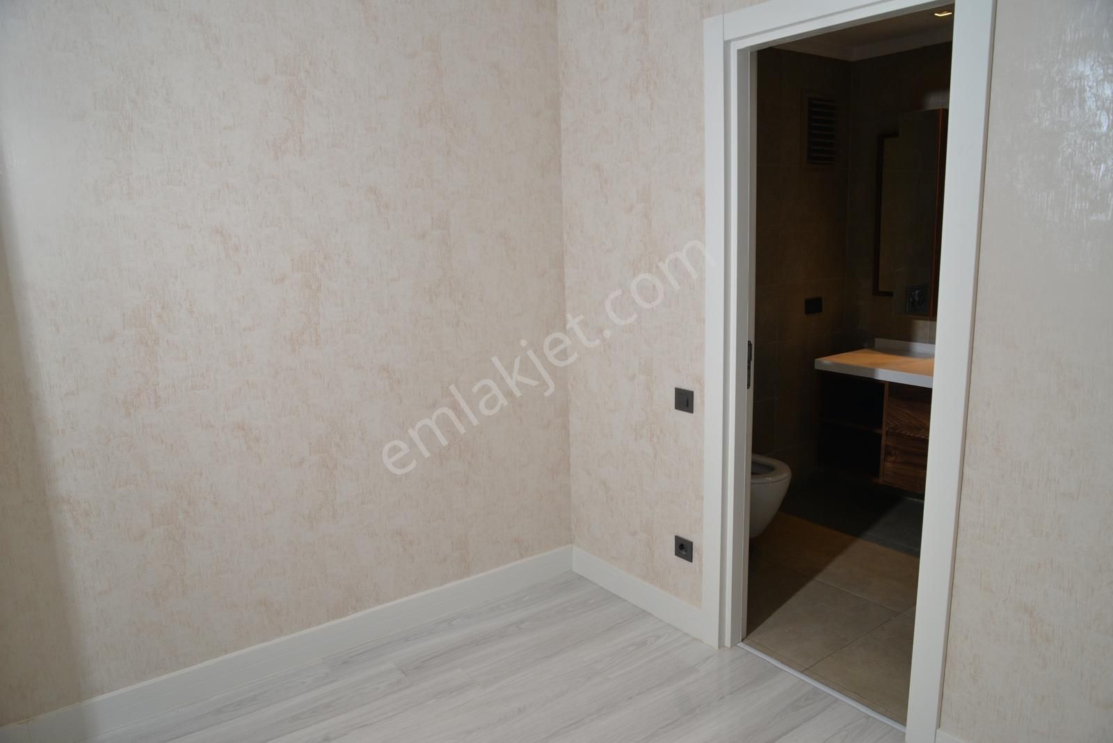 İstanbul Beylikdüzü Kalekent Sitesi'nde Satılık 4+1 Lüks Daire - Görsel 16