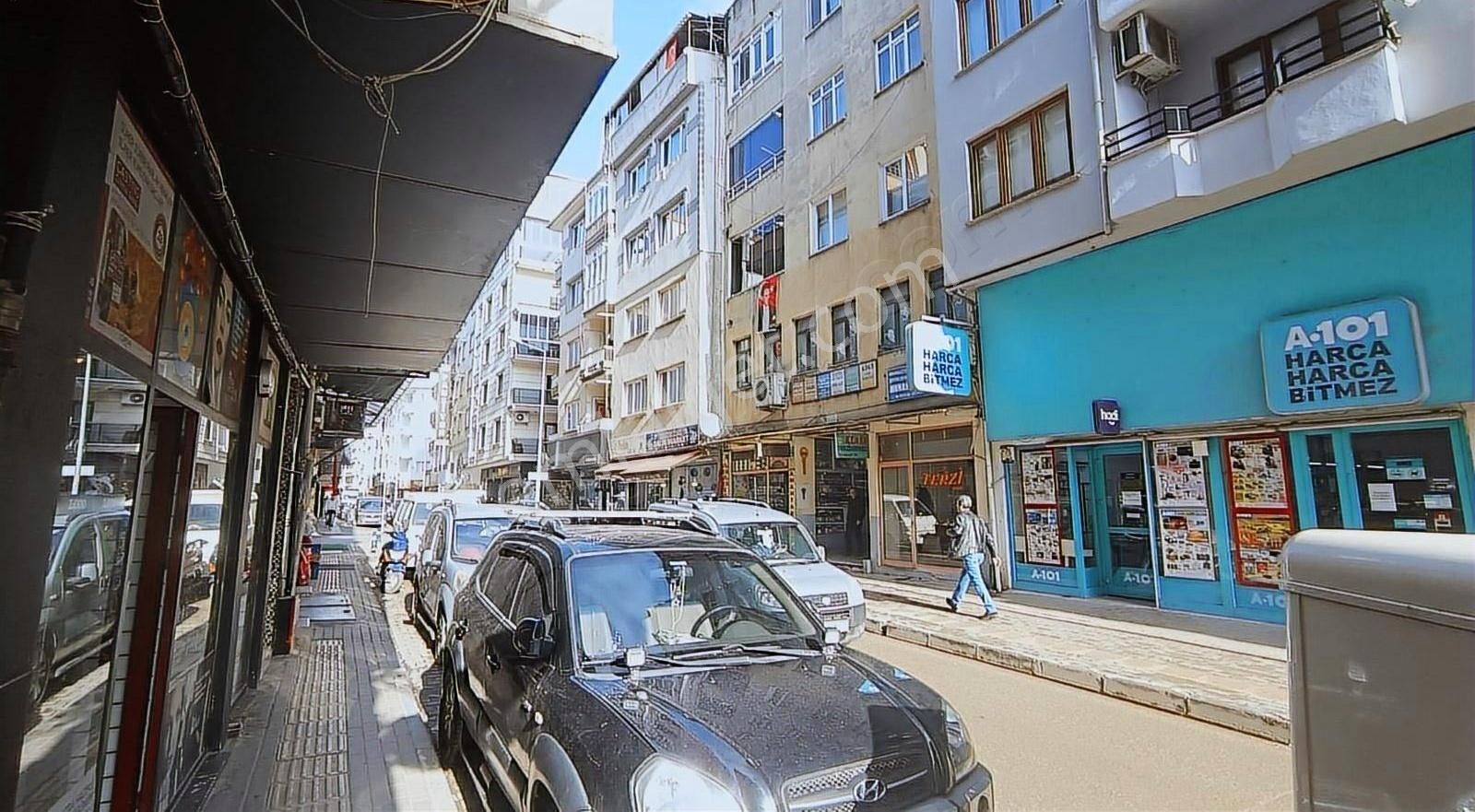 Bursa Emlak Alem-i Çarşı Merkezinde 70 M2 Acil Satılık Dükkan - Görsel 14