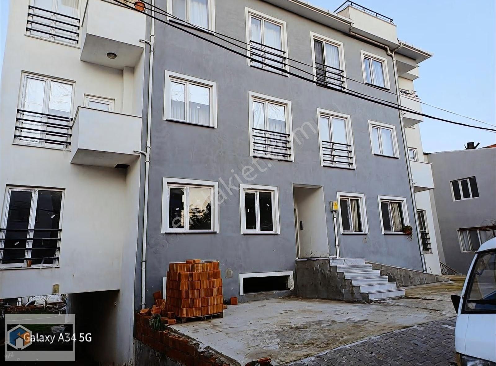 Çanakkale Eceabat Kemalpaşa Mah.deniz Manzaralı Ferah Daire - Görsel 13