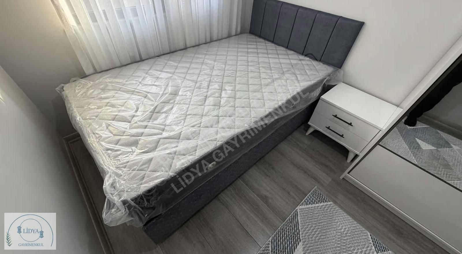 Modern Konsept! Metro 10 Dk Otoparklı Sıfır Eşyalı Arakat 1+1 - Görsel 17