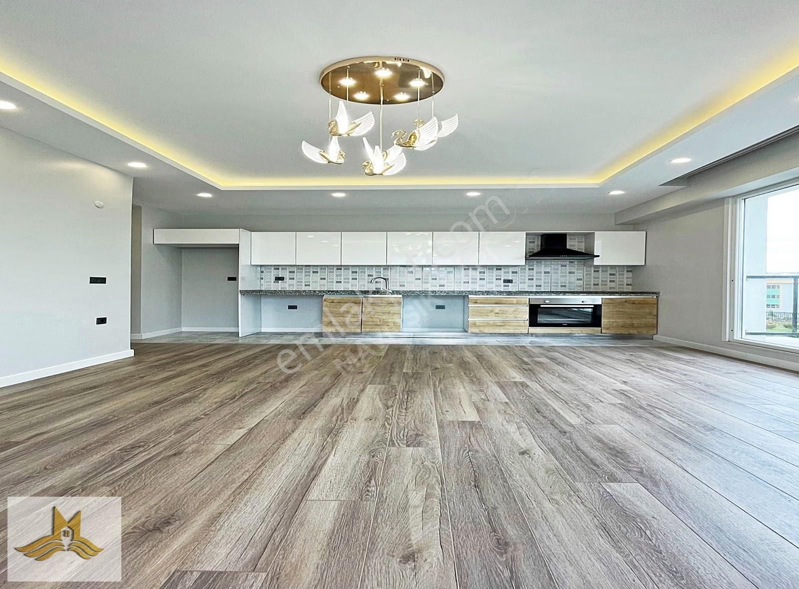 Havuzlu Lüks Site İçerisinde E5'e Yakın 1+1 Satılık Daire ! - Görsel 17