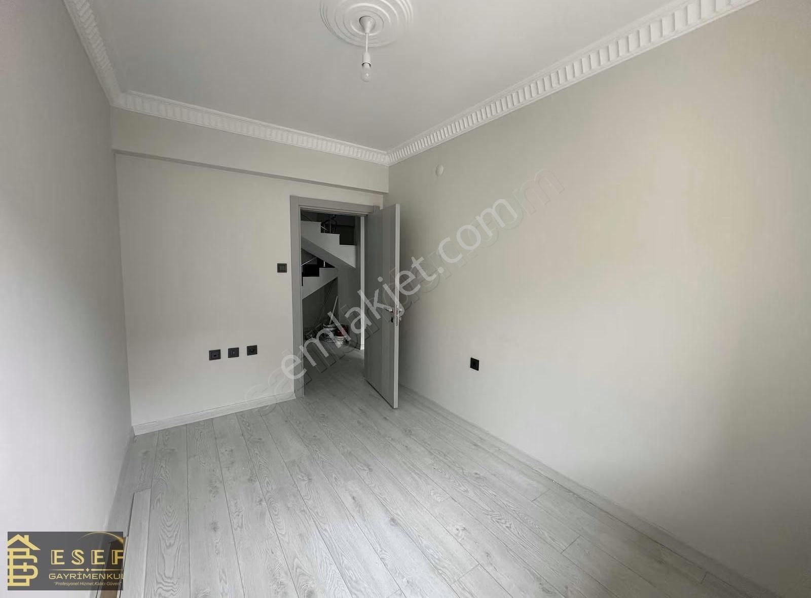 Derya Caddesi Üzerinde İçi Tamamen Yenilenmiş Harika 4+1 Dubleks - Görsel 26