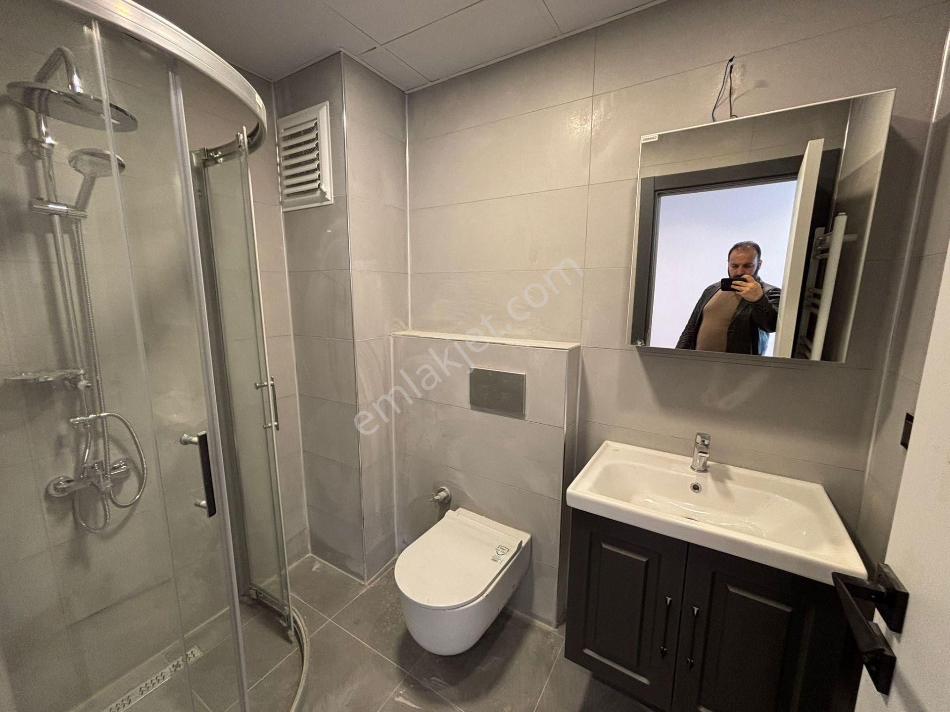 **eryıldız İnşaat'tan**hükümet Konağı Yanı Çarşı İçinde İskanlı K.otoparklı Ultra Lüks 1+1** - Görsel 28