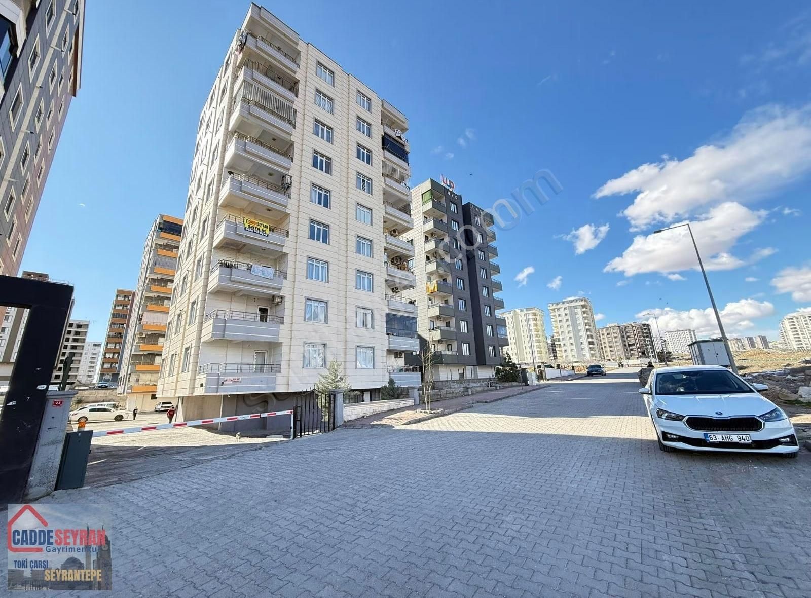 Cadde Seyran Emlaktan Satılık 3+1 Daire Full Açık Cephe
