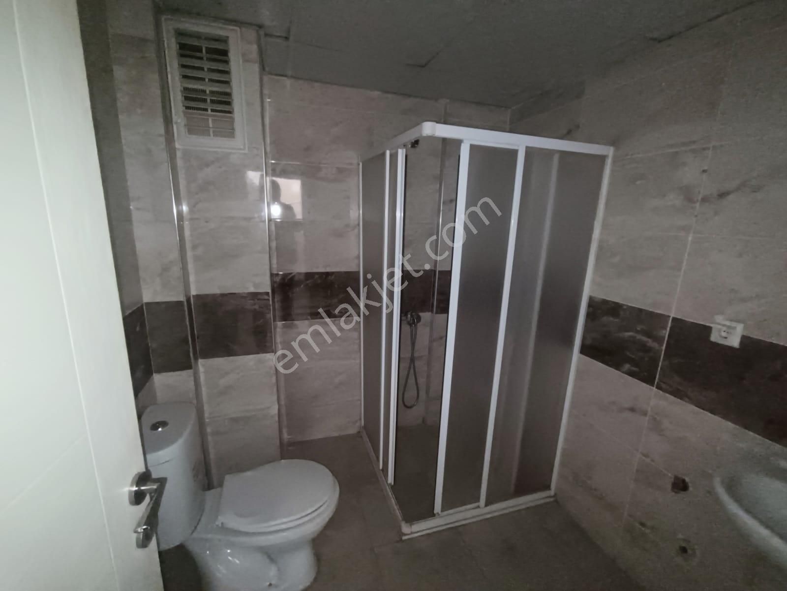 Kumlubel Mahallesinde, Asansörlü, Satılık 2+0 Daire - Görsel 8