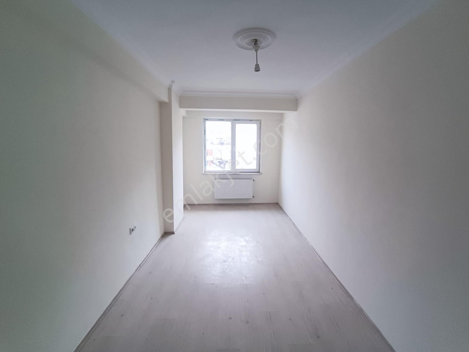 Kumlubel Mahallesinde, Asansörlü, Satılık 2+0 Daire - Görsel 6