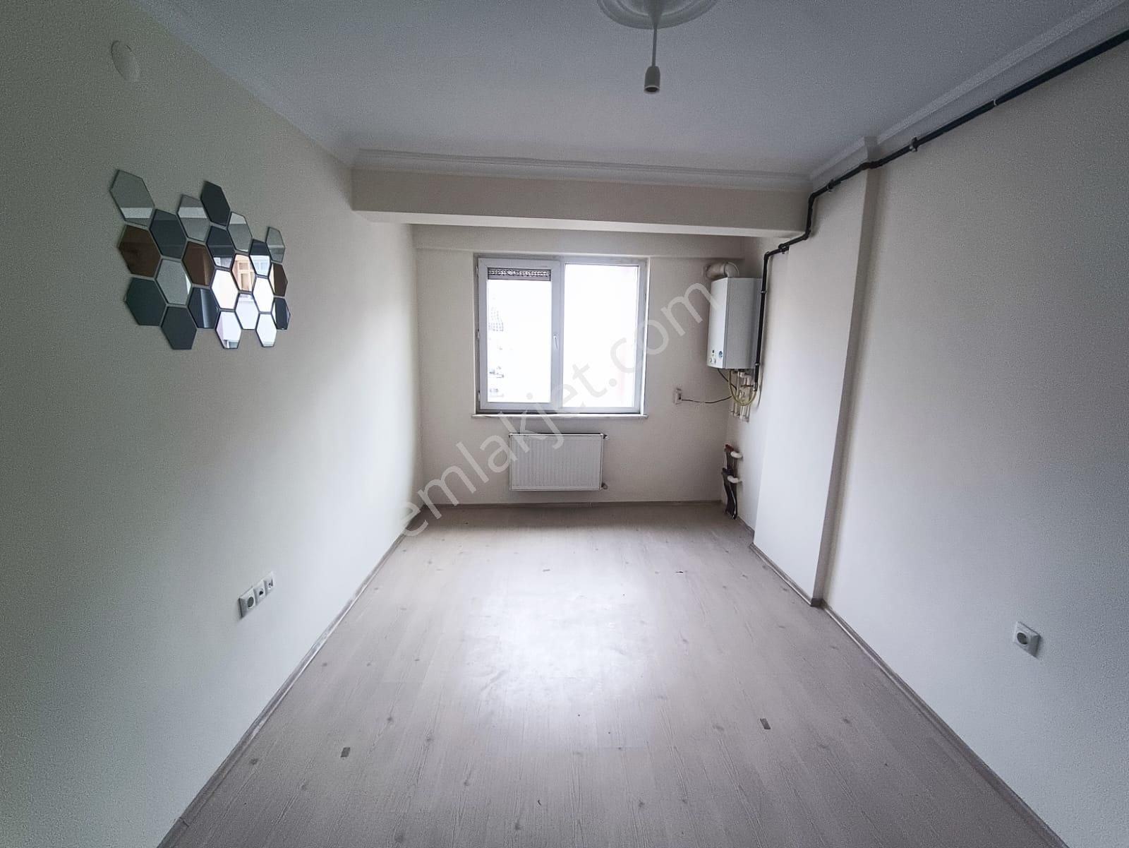 Kumlubel Mahallesinde, Asansörlü, Satılık 2+0 Daire - Görsel 7