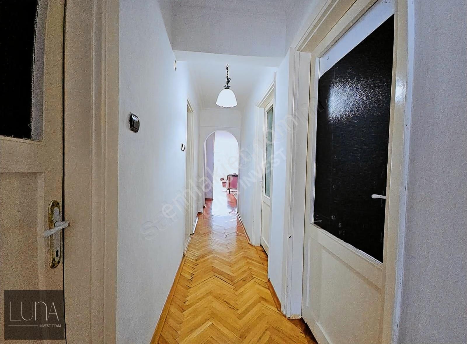 Kadıköy Moda İleri Sokakta Kiralık Eşyalı, Çift Balkonlu 3+1 - Görsel 6