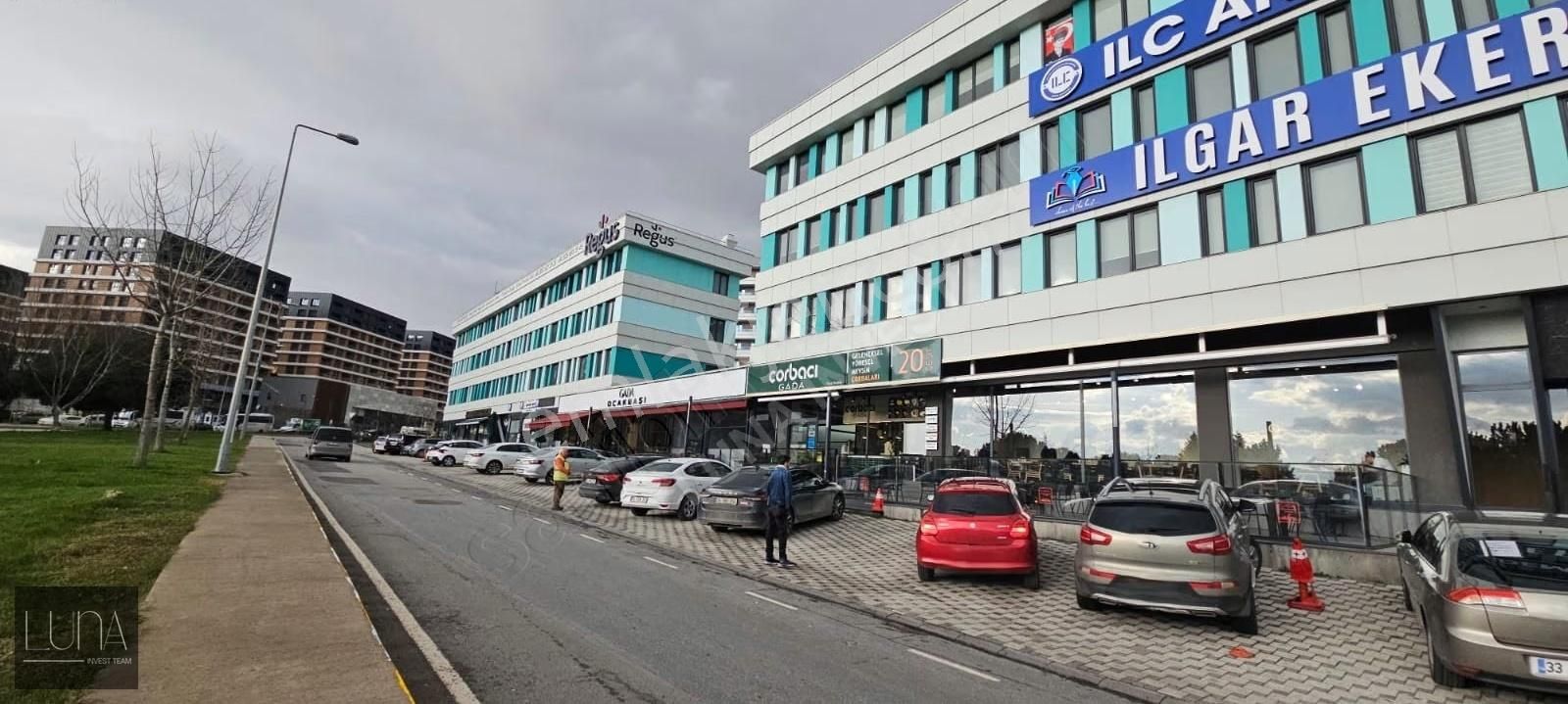 Pendik Turkuaz İş Merkezi'nde Kiralık 190 M² Ofis