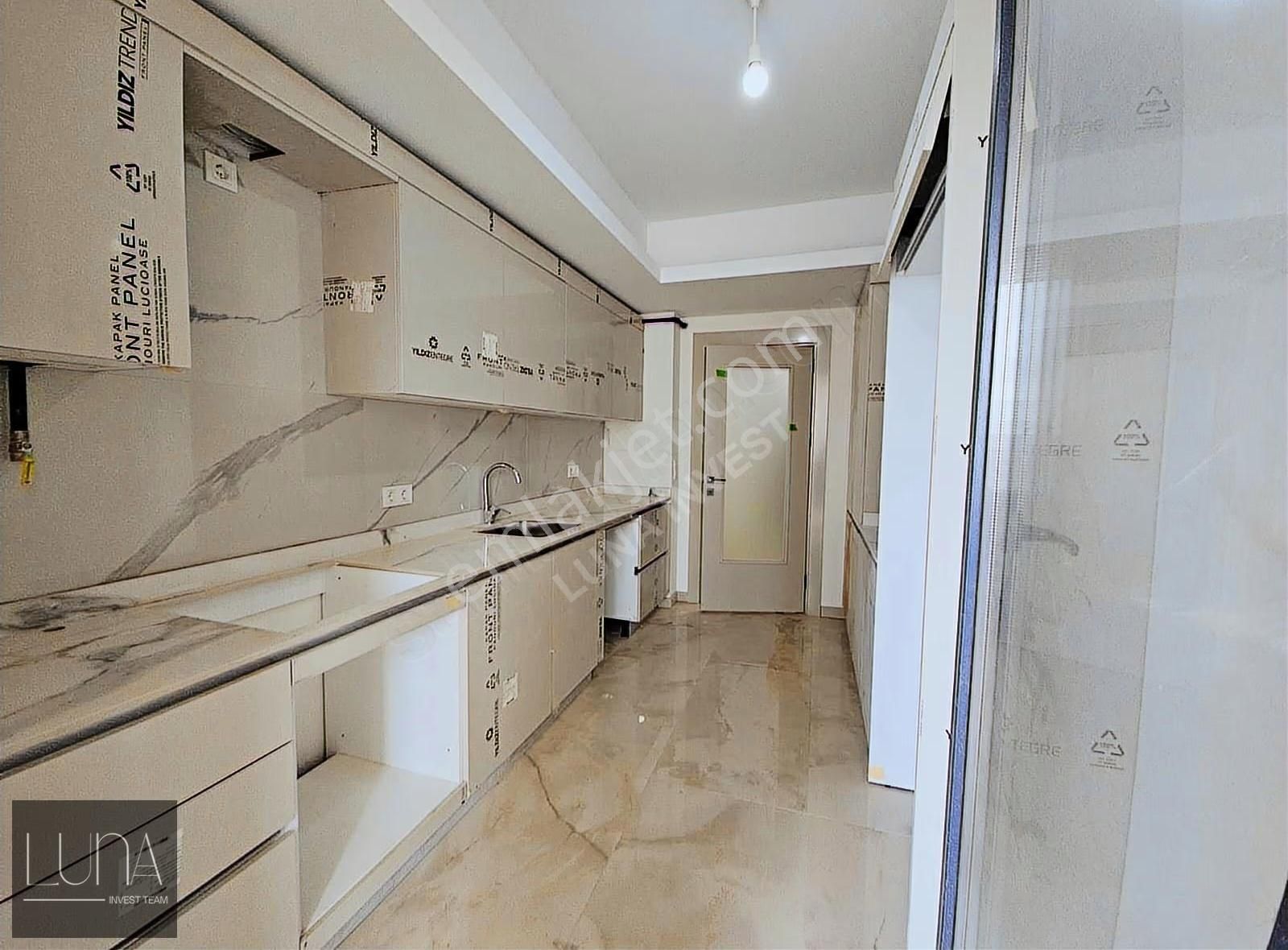 Tuzla Fgm Glorıa Projesinde Satılık Geniş 2+1 - Görsel 15