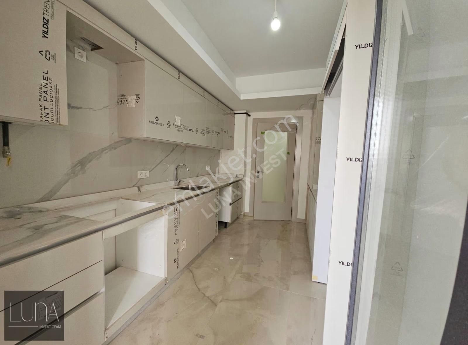 Tuzla Fgm Glorıa Projesinde Satılık Geniş 2+1 - Görsel 13