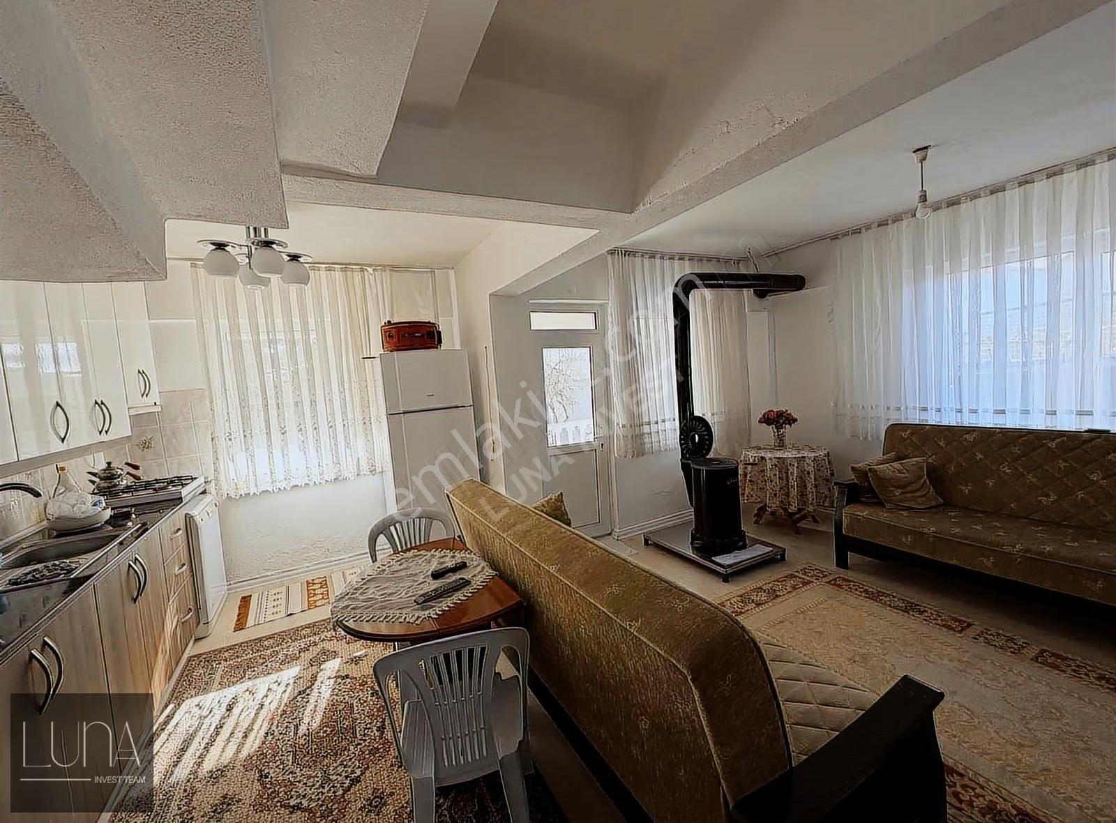 Kınaydan Gül Evler Limanüstünde Bakımlı Krediye Uygun Villa - Görsel 16